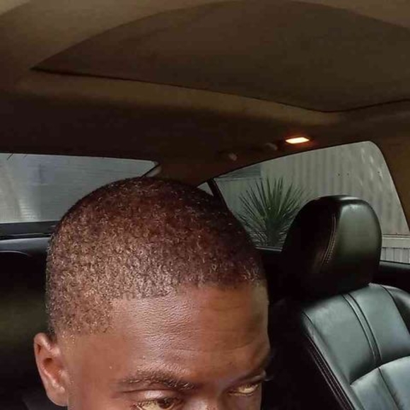 Meet your Posher, Travis - Picture 1 of 1